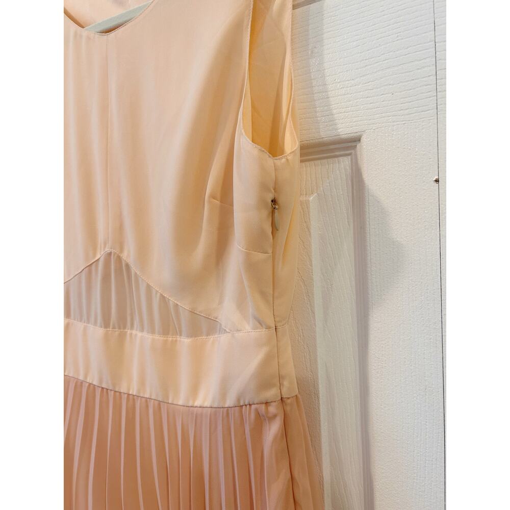 ASOS Pleaded Dress Peach Size 6 (US) - Picture 6 of 8
